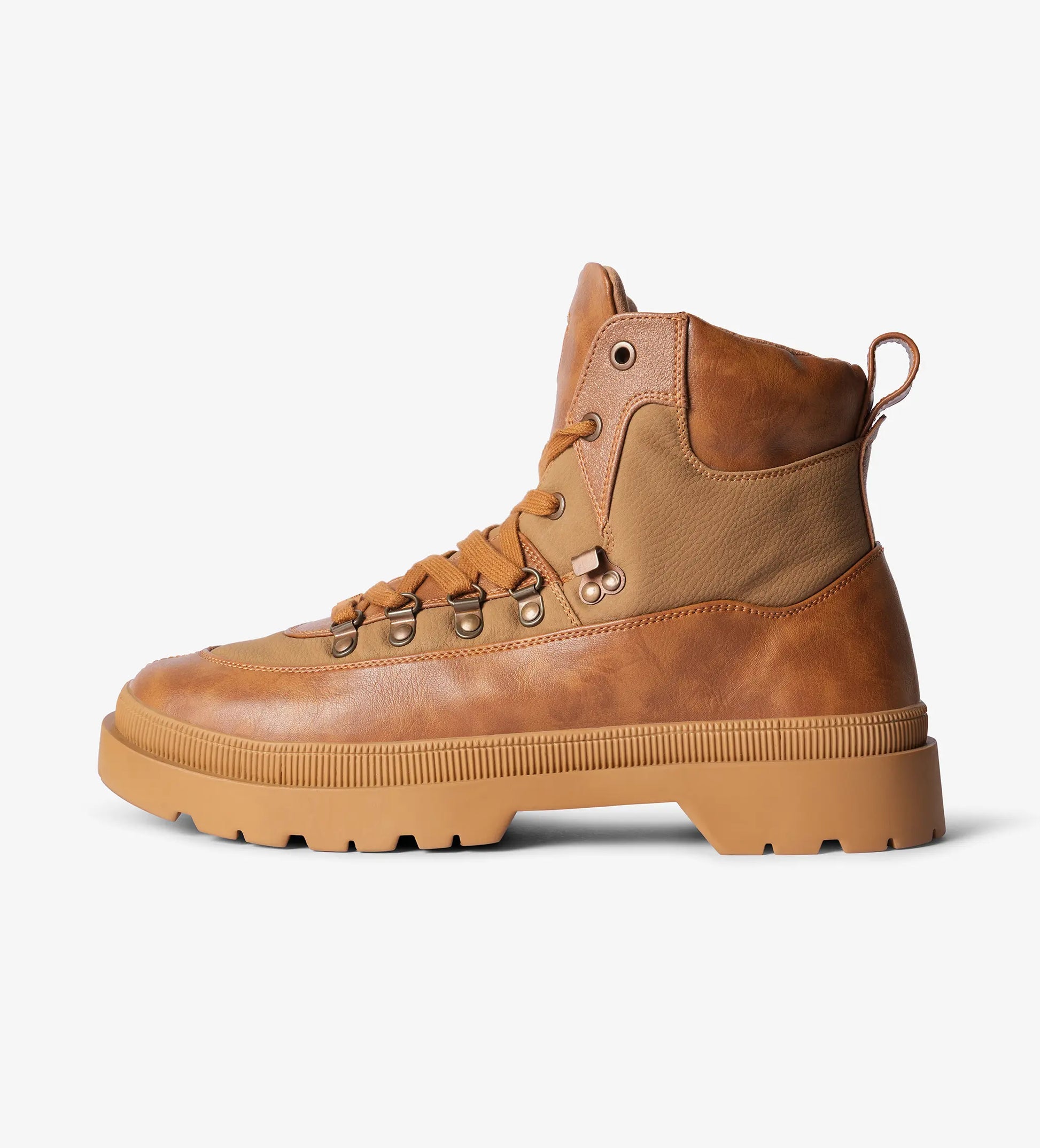 Tan Classic Boot