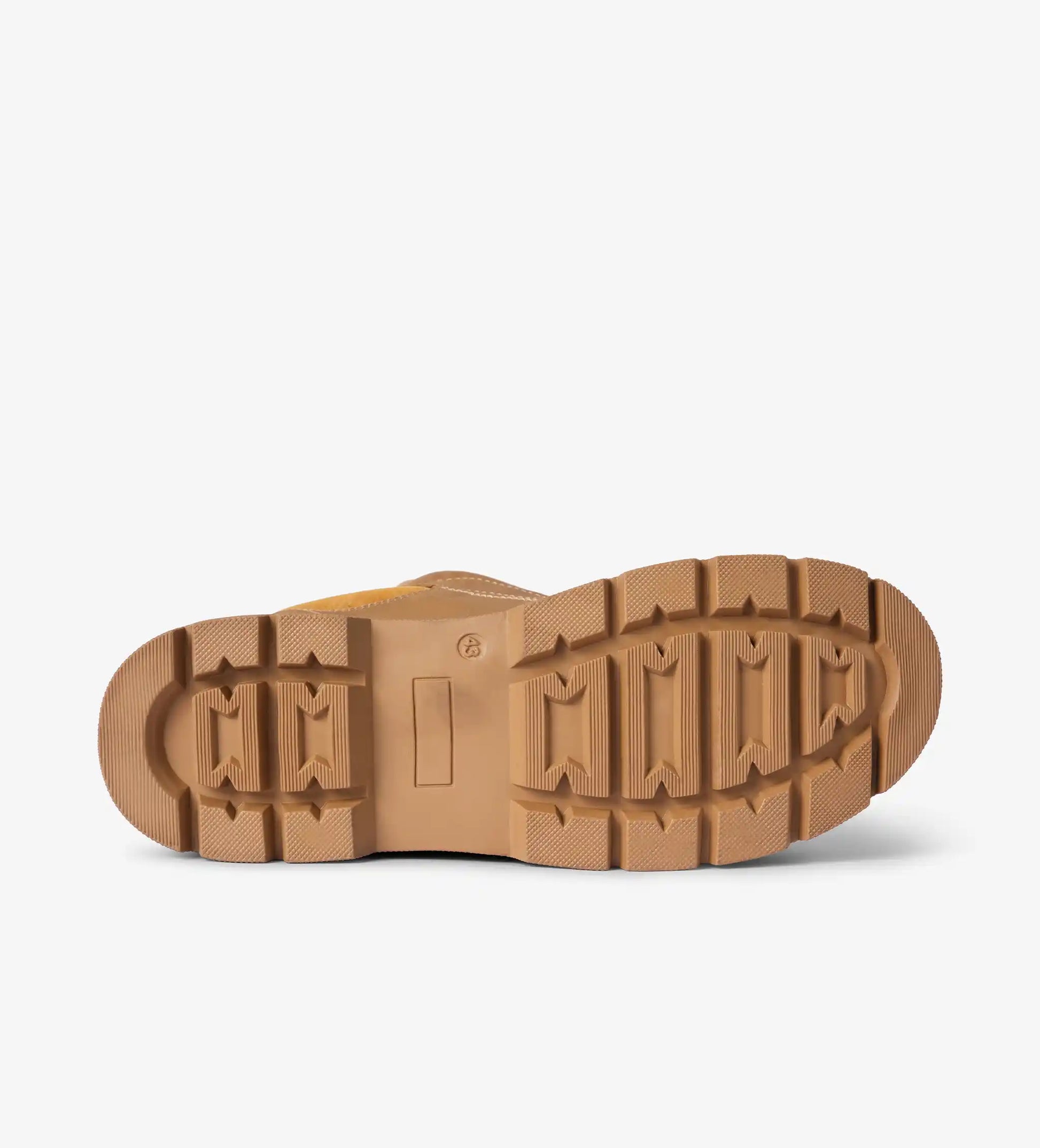 tan low top sneakers 