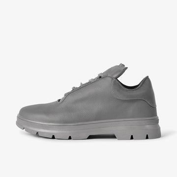Grey mens low top sneaker