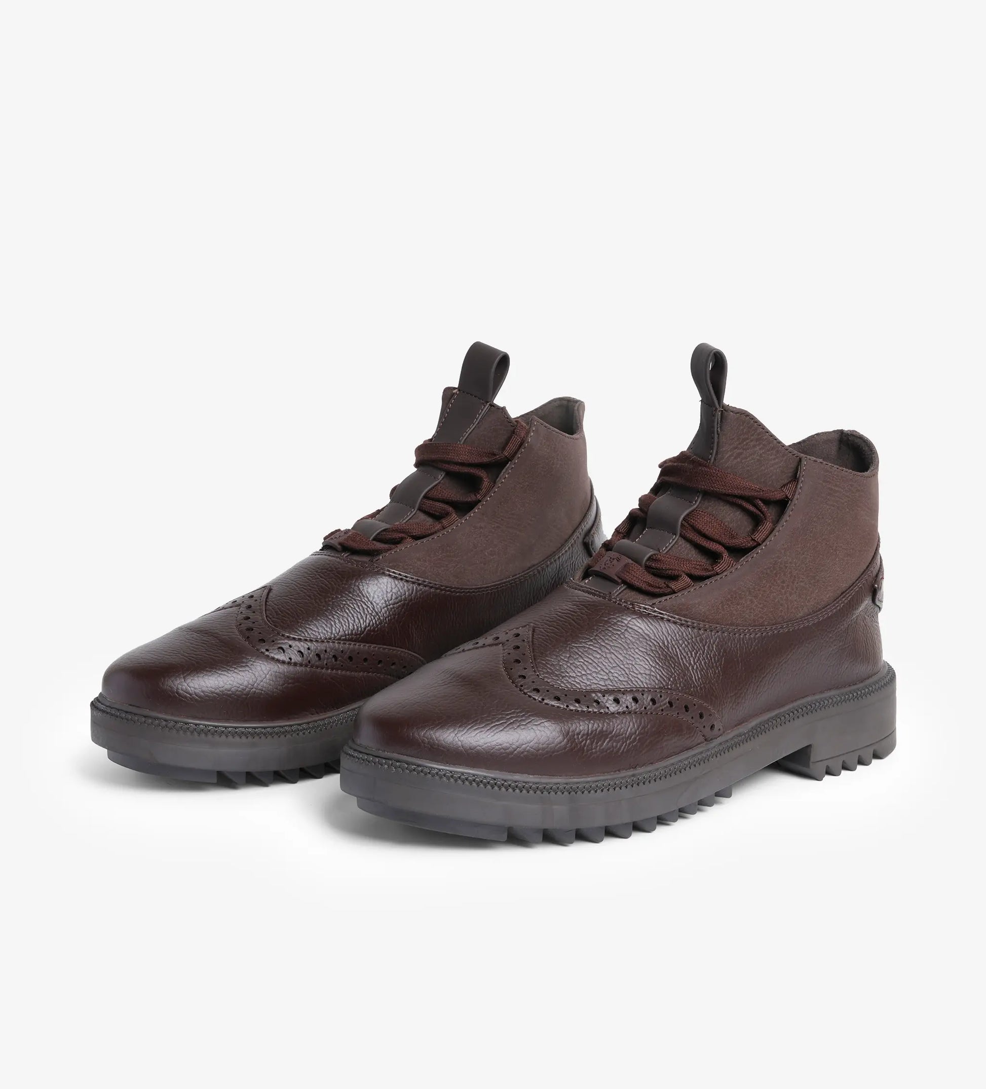 Marron brogue boots