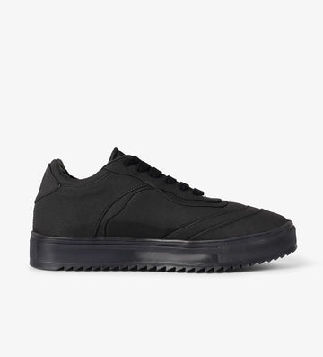 black mens sneakers 