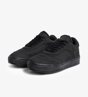 black mens sneakers 